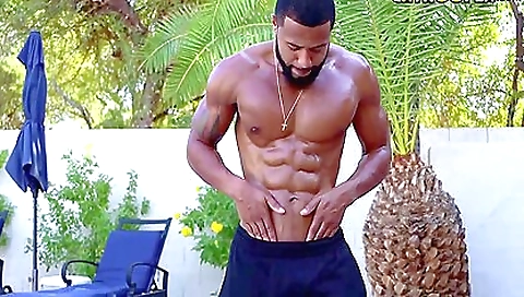 Big booty girl in anitaulp