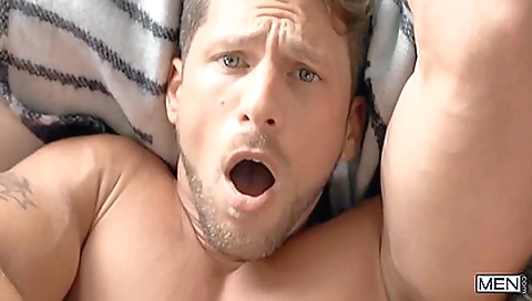 Teenybouralide and sex with the best friend