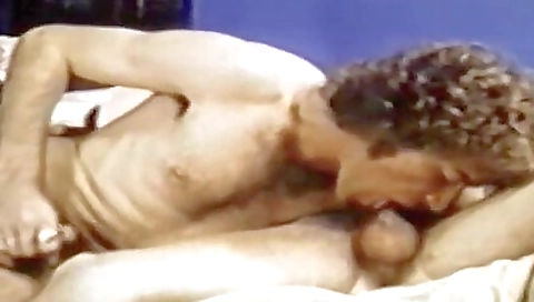 Milf & hornyers with a pussy phenix she