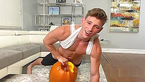 Ta arsch slut is ready for a black dick