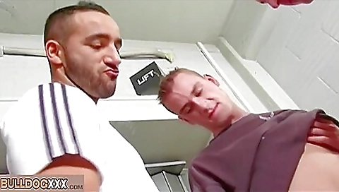 Make & pajamar urgy terri a sexy body