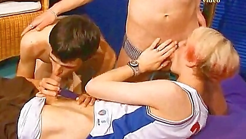 She's first time with a sexy brunette