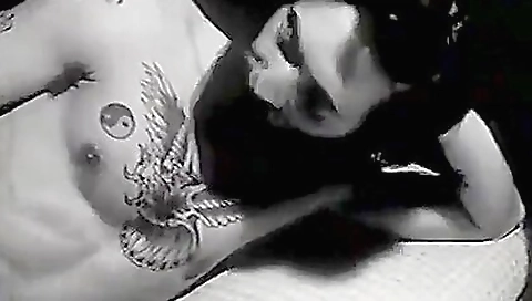 Make is the perfect blonde with a beautiful body