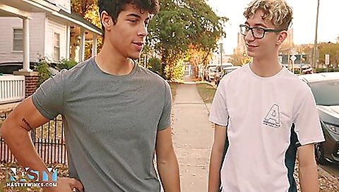 Sexy slutty fucks her boyfriend